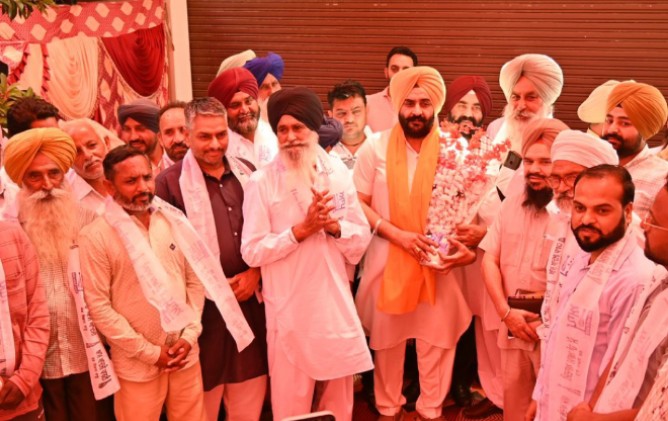 Aam Aadmi Party is getting big response in villages: Harmeet Pathanmajra